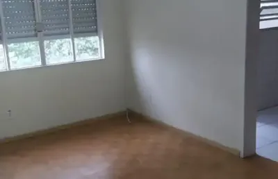 Apartamento 02 dormitórios na marquês do alegrete com vaga.