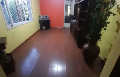 Casa em alvenaria 125m2, 03 dormitorios, com suite e garagem. quitada e desocupada.