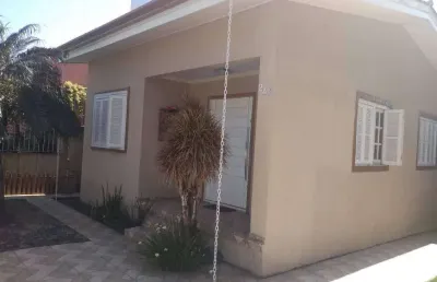 Casa 204 m2 com 3 quartos + suite , chur , gar e piscina,jardim itu - porto alegre - rs