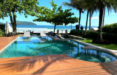 Linda casa a venda em condomínio frente ao mar em juquehy litoral norte de são paulo.