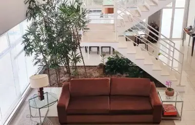Casa de luxo na vila oliveira: 6 quartos, 3 suítes, 3 salas, 5 banheiros, 4 vagas, 373 m² - mogi das cruzes-sp