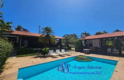 Casa com 4 suítes e com linda vista para o mar em porto das dunas.