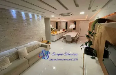 Luxuoso apartamento térreo e mobiliado no mandara kauai porto das dunas com 4 suítes.