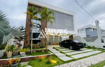 Casa com 4 quartos  sendo 3 suítes e área gourmet completa amarilís
