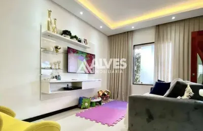 Casa com 3 qurtos sendo 1 suíte e área goumert coompleta