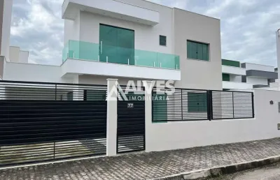 Casa com 3 quartos sendo 2 suítes no bairro parque ipê