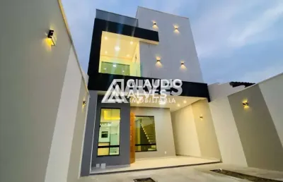 Casa com 4 quartos, suíte master  e área gourmet completa