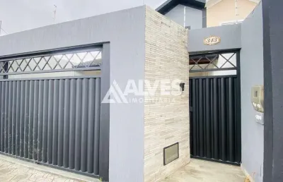 Casa com 3 quartos  sendo 1 suíte com closet e área gourmet