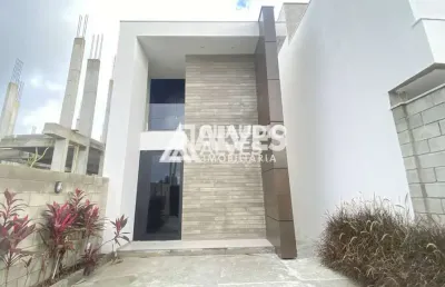 Casa com 3 quartos à venda na Rua Godofredo Rebello de Figueiredo Filho, Sim, Feira de Santana