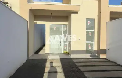 Casa com 2 quartos sendo 1 suíte no bairro papagaio