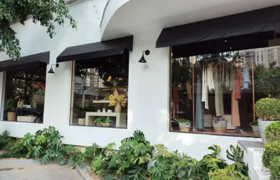 Ponto comercial para alugar na Rua Silvânia, 222, Vila Nova Conceição, São Paulo