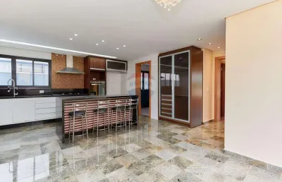Casa exclusiva com 313m² no xaxim - aceita-se  permutas.
