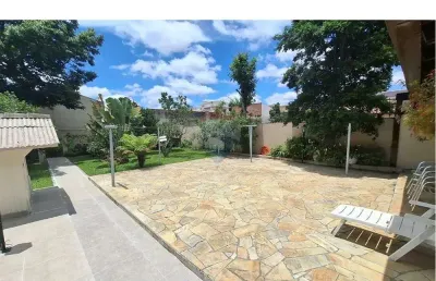Casa com 4 quartos à venda na Rua Carlos Garibaldi Biazetto, 348, Boa Vista, Curitiba
