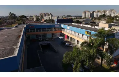 Sala 13 no centro comercial avenida brasília curitiba