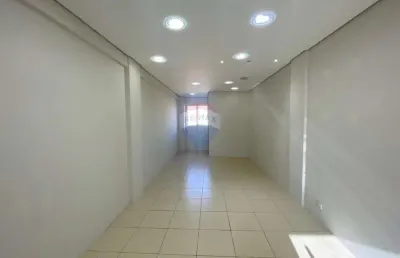 Sala 15 no centro comercial avenida brasília curitiba