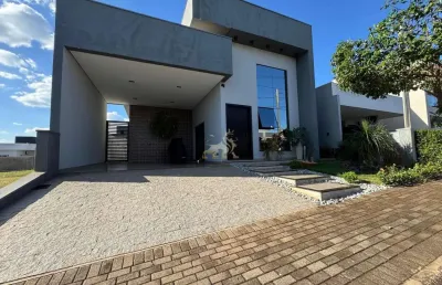 Linda casa no condominio safira, à 5 minutos do centro da cidade