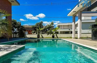 Casa em conceito em u, localizada no exclusivo condomínio terras de mont serrat, em salto!