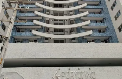Belíssimo apto de alto padrão em jatiúca, 220m², 03 vagas e ótima área de lazer, venha conhecer