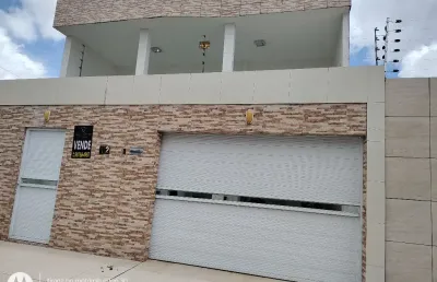 Bela casa no bairro de santa amélia, com 04 quartos, 02 vagas, jardim, venha conhecer!