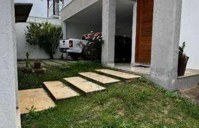 Casa com 3 dormitórios à venda, 220 m² por r$ 2.500.000 - colinas de santa bárbara - pouso alegre/mg