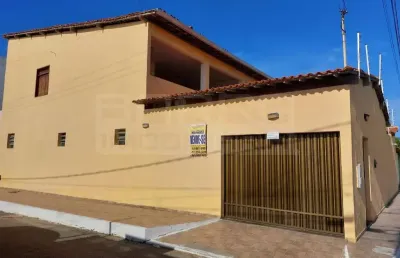 Casa à venda com 3/4 sendo 3 suítes na barra dos coqueiros