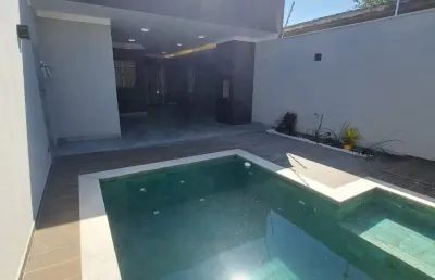 Jardim alvorada, casa c/ piscina, 3 quartos (1 suíte master), maringá