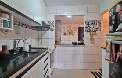 Casa em condomínio fechado com 4 quartos à venda na qc 5, 5, jardins mangueiral (são sebastião), brasília por r$ 550.000