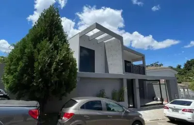 Casa em condomínio fechado com 3 quartos à venda na rua 4, 24, vicente pires, brasília por r$ 1.000.000