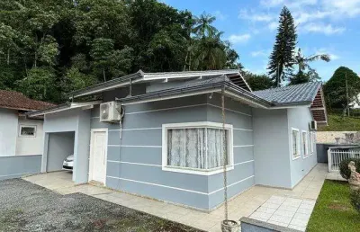 Casa para venda em joinville, glória, 3 dormitórios, 1 suíte, 3 banheiros, 3 vagas