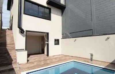 Imperdível oportunidade: casa à venda em cajamar-sp, bairro portais (polvilho) com 3 quartos, 1 suíte, 2 salas, 3 banheiros, 2 vagas e 132,92 m².