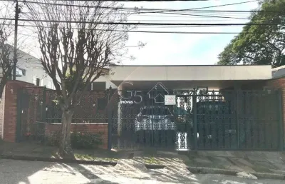 Casa para venda , com 4 dormitórios, 3 banheiros, 5 vagas, escritório, próximo a av 9 de julho-  bairro parque do colégio- jundiaí- sp