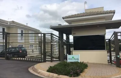Casa em condomínio em jarinu-sp: 3 quartos, 1 suíte, 2 salas, 2 banheiros, 2 vagas de garagem - 94 m² de área