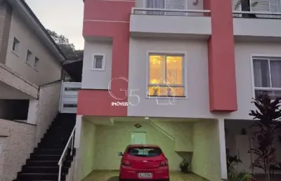 Casa em condomínio de luxo na villa verde em franco da rocha-sp: 3 quartos, 1 suíte, 2 salas, 3 banheiros, 4 garagens, 180m². venda ou locação!