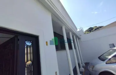 Imóvel comercial em excelente localização na zona sul, 360m² de terreno e 262,34 de área construída, 12 salas amplas.