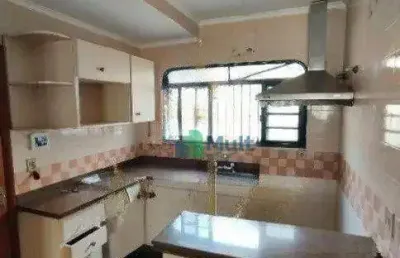 Excelente sobrado residencial/comercial no bairro jardim américa com 405m² de terreno e 315m² de área construída.