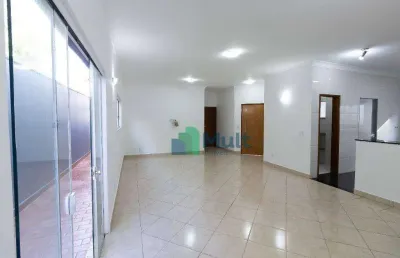 Linda casa térrea e toda reformada em excelente localização no bairro candido portinari com terreno de 336m² e 195,46m² de área útil