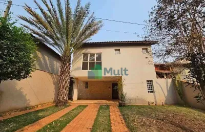 Sobrado em excelente localização em condomínio fechado em bonfim paulista -sp com terreno de 457,51 m² e 227m² de área construída.