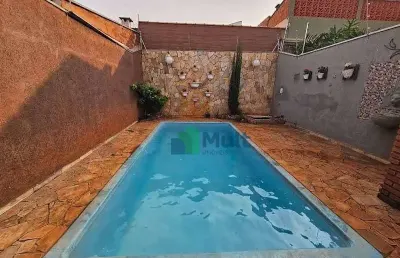 Casa térrea em excelente localização no bairro monte alegre próximo a usp  e fácil acesso ao centro da cidade, com terreno de 264m² e 154,66 de útil.
