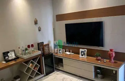 Casa em excelente localização no bairro palmares com terreno de 168m² e 147m² de construção, pintura nova.