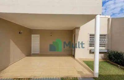 Casa térrea com piscina toda reformada em ótima localização no bairro jd. anhanguera com terreno de 189,37m² e 111,91m² de construção.