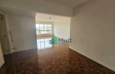 Apartamento em ótima localização no centro da cidade com 139m² de área útil.