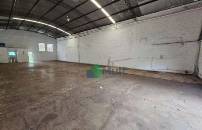 Galpão em excelente localização no bairro vila elisa, próximo a av. mogiana e restaurante tibursius, 340m² de terreno e 250m² de construção.