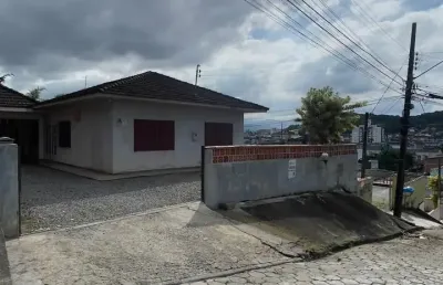 Casa com 3 quartos à venda no Iririú, Joinville 