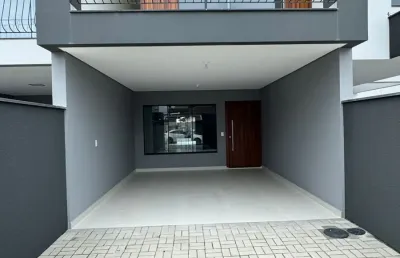 Casa com 3 quartos à venda no Bom Retiro, Joinville 
