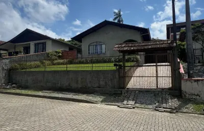 Casa com 5 quartos à venda no Itaum, Joinville 