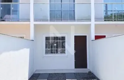 Casa com 2 quartos à venda no Iririú, Joinville 