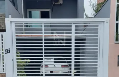 Casa com 2 quartos à venda no João Costa, Joinville 
