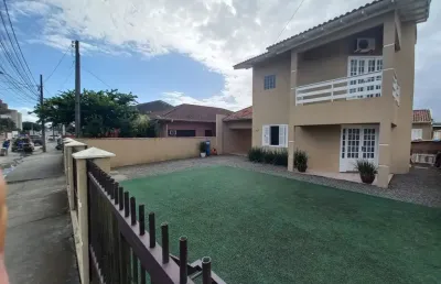 Casa com 3 quartos à venda na Vila Nova, Joinville 