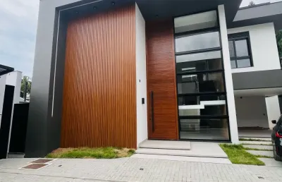 Casa exclusiva e sofisticada em condomínio fechado no américa
