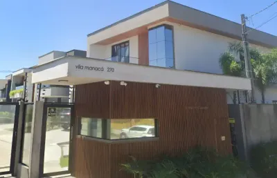 Casa de alto padrão em condomínio fechado no bairro glória!